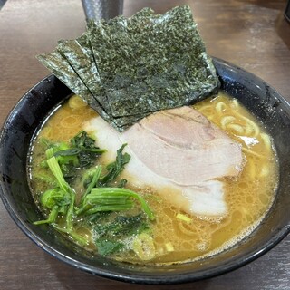 ラーメン 杉田家_0