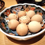 完全個室 肴と地酒 徳吉 - うずらの味玉子