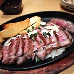 完全個室 肴と地酒 徳吉 - A5黒毛和牛のステーキ