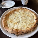 ピッツェリア ゼータ ドゥエ - 文句なしクワトロフォルマッジ