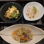 蕎麦の実 - おばんざい３種盛り(大根桜海老炒め・牛肉と冬野菜の煮びたし・九条葱と京揚げの辛子酢味噌)