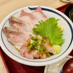 築地食堂 源ちゃん - 寒ぶりづくし三種丼
