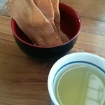 蕎麦六 - そば煎餅 緑茶