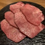 中目黒焼肉 登牛門 - 