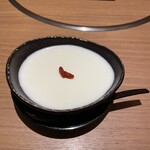 焼肉 水谷 - 杏仁豆腐　クリーミーさは1番　量も多い