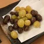 蕎麦はやかわ - ムカゴも銀杏の素揚げ