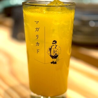 希少な日本酒や搾りたてのフレッシュサワーなど、多彩なドリンク