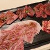 焼肉 六区