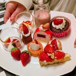 ロビーラウンジ 「マーブルラウンジ」 ヒルトン東京 - 