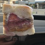 TANUKI APPETIZING - いちごとルバーブのパイ