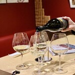 波へい - 白をボトルで