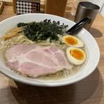 麺 鍾馗 - 味玉背脂煮干し（税込1300円）