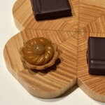 ベージュ アラン・デュカス 東京 - 