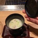 すすきの焼肉きらく - コムタンスープ