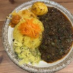 カレーパーラー きふじん - 担々キーマカレー