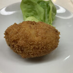 ヨシカミ 浅草店 - カニクリームコロッケ　絶対食べたくなっちゃう