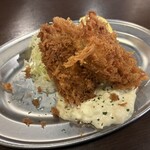 とんかつ ひろ喜 野江店 - カキフライ（2個）