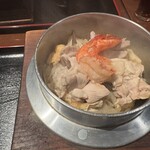 酒肴いそや - 出来たて湯気　五目釜飯アップ