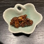 虎猫 toraneko - ナッツのおつまみ。美味しい。