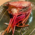 木挽町 とも樹 - ぶどう海老の頭です。まるでカッパえびせんです