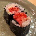 木挽町 とも樹 - すきみのネギトロ中巻き。個体が素晴らしいので、すきみもレベチな美味しさ