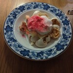 HANNAH - イートンメスハーフ(900円)