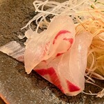 木挽町 とも樹 - 真鯛の切り身。煎り酒でアムアムアム\(//∇//)\