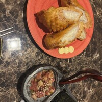 馬刺しと焼き鳥 グルマン三年坂 - 