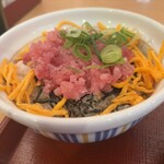 なか卯 - 料理写真:まぐろのたたき丼。
