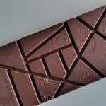 まいばすけっと - ドリンク写真:チョコか?プレーン 321円、カットラインに特徴があります