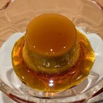 芳味亭 - カラメルが黄金に輝くプリン