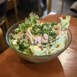 ほんま門  - ■蒸し鶏の和風サラダ ￥716