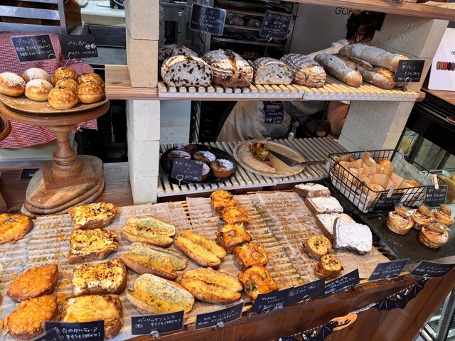 米粉パン専門ベーカリー】職人さんこだわりの米粉パン専門ベーカリーが