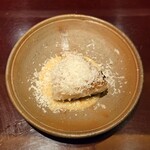 鳥旨 しだれ - チーズの焼きおにぎり
      生クリームと醤油麹ソース･パルミジャーノチーズ