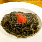 ピッツェリア パーレンテッシ - ⚫豊洲より釣り物スルメイカでイカスミパスタ 