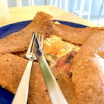 JB's crêpes - ガレット(ベーコンとチーズとたまご)