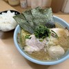 横浜ラーメン 町田家 新宿南口店