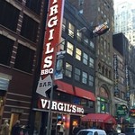 Virgil’s Real Barbecue - 44丁目にあります。