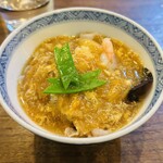 饗華 - 長ーい一本で製麺される長寿麺、長生きできます。