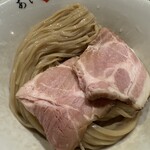らぅめん 愛ごや - レアっぽいんだけど柔らかい独特な焼豚