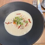 ル モンド グルマン - 里芋のスープ