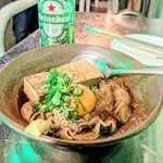 スタンド5 - S5名物肉豆腐 ¥500