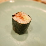 うを徳 - 大間マグロのネギトロ巻き。