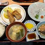 市場食堂 よし - 