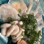 日本料理ひたち野いしざき - 白子はタラだと思う。新鮮でいい香り。