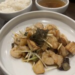 四川 郷土菜 シャンバァロウ - 海老とまこも茸の炒め物