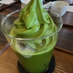 あいや 本店 - グリーンティーソフトフロート¥890