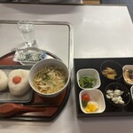 なかむら - Bセット（おにぎり2つとミニうどん）　500円