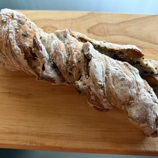 ベーカリー ハチ_1