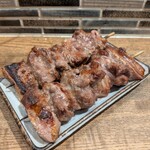もつ焼き やまぴー - 料理写真:タン